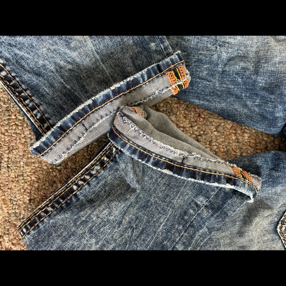 Rock Rivival - Picture 3 of 11